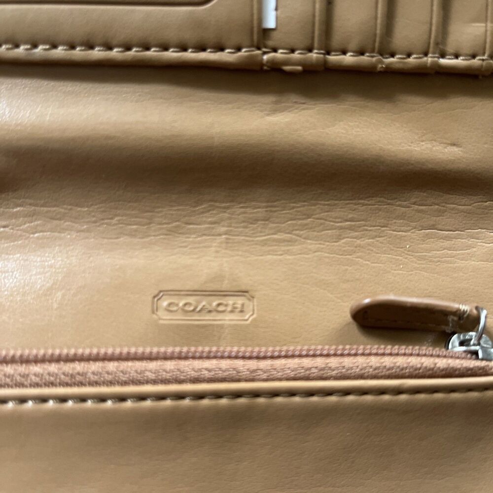 COACH Park  Colorblock Leather Dylan Wallet F49554 Navy/Red - Picture 9 of 11